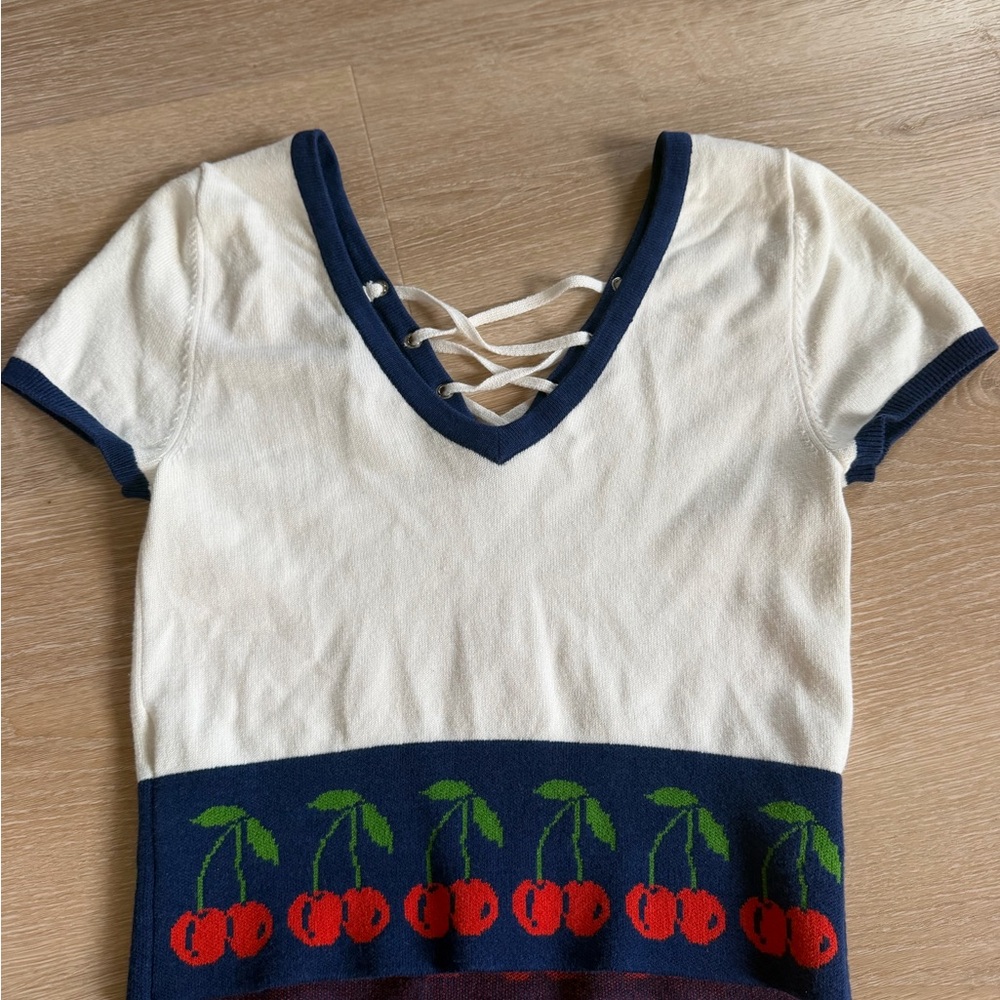 BDG Graphic Lace-Up Short Sleeve Sweater